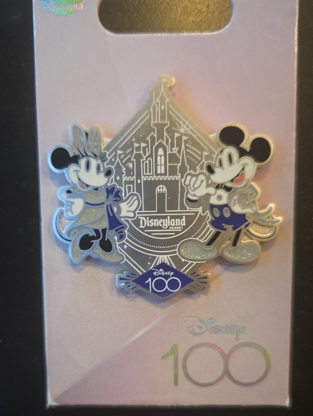 Disney100 Platinum Celebration - Mickey & Minnie Open Edition Pin.